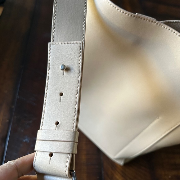 Everlane Studio Bag - Picture 7 of 16